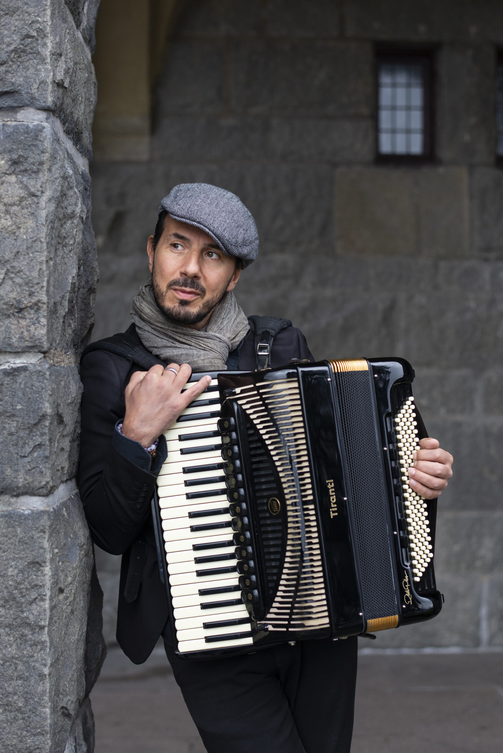 Studio Photos Roberto Palermo studio portrait with accordion